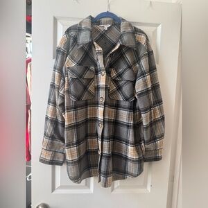 Steve Madden soft black, tan and grey button plaid Shacket with pockets